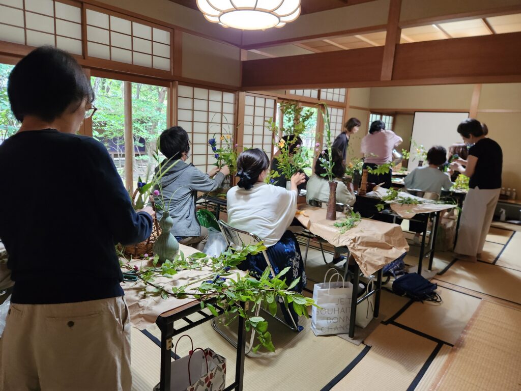 茶花教室が開催されました